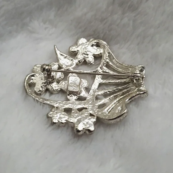 AAI Silvertone Floral Basket Brooch - Picture 5 of 6